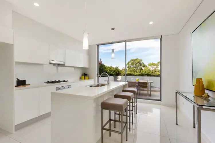 8.01/72-74 Gordon Crescent, Lane Cove NSW 2066