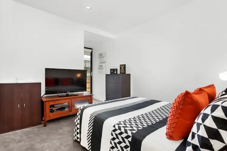 Fifth view of Homely apartment listing, 5/32 La Scala Avenue, Maribyrnong VIC 3032