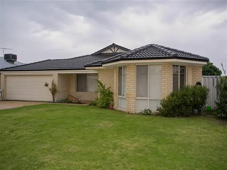 35 Alsace Avenue, Caversham WA 6055