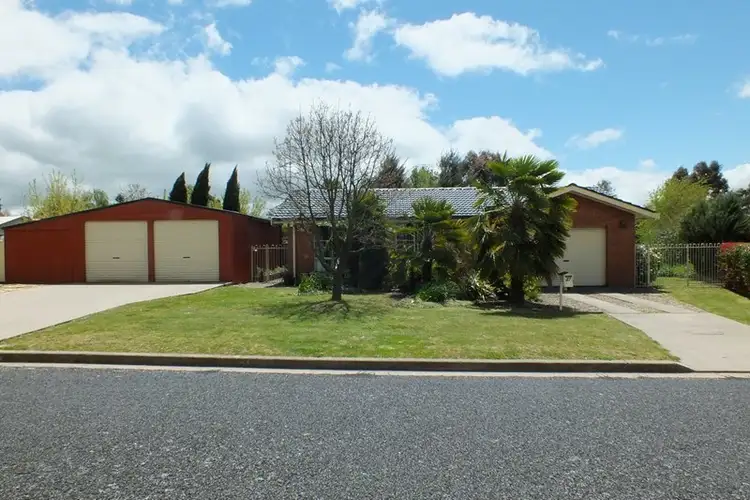 27 Mount Errol Street, Blayney NSW 2799