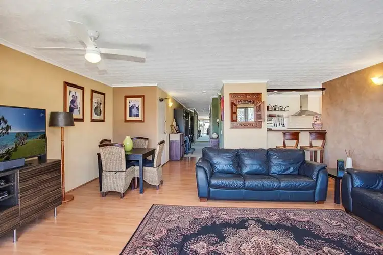 Fifth view of Homely unit listing, 4/32 Ewart Street, Burleigh Heads QLD 4220