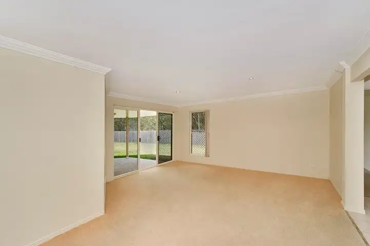Fifth view of Homely house listing, 2 Jimna Court, Deception Bay QLD 4508