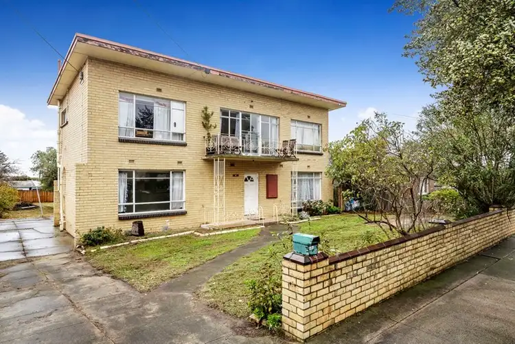 4 Currajong Street, Oakleigh East VIC 3166