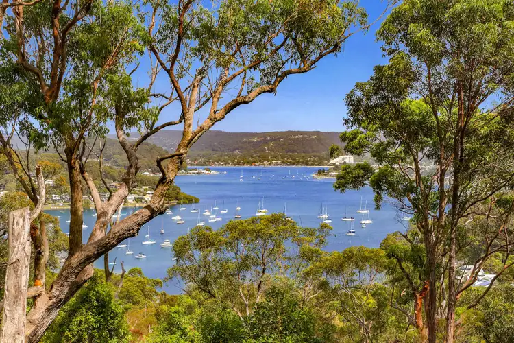 20 Wards Hill Road, Killcare Heights NSW 2257
