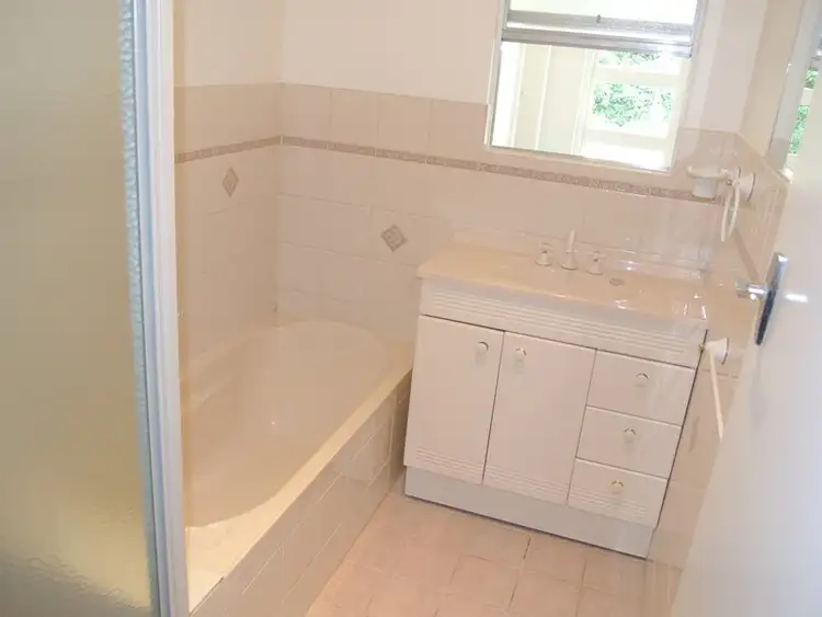 Sixth view of Homely house listing, 4 Charles Street, Kingston Se SA 5275