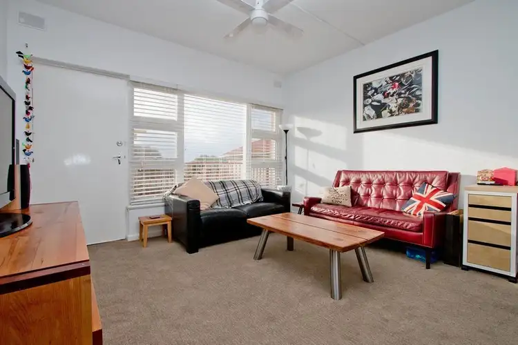 Unit 1/19 Renwick Street, West Beach SA 5024