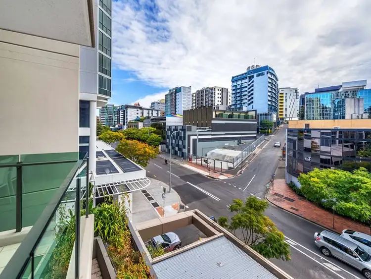 Seventh view of Homely apartment listing, 304/107 Astor Terrace, Spring Hill QLD 4000