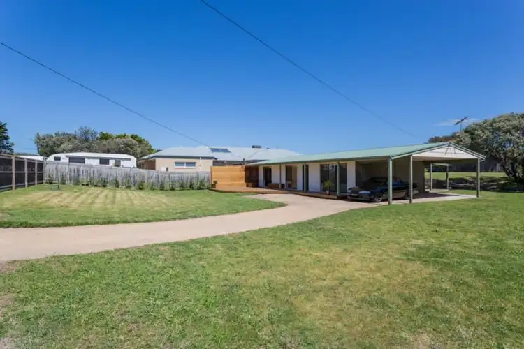 8 Nero Avenue, St Andrews Beach VIC 3941