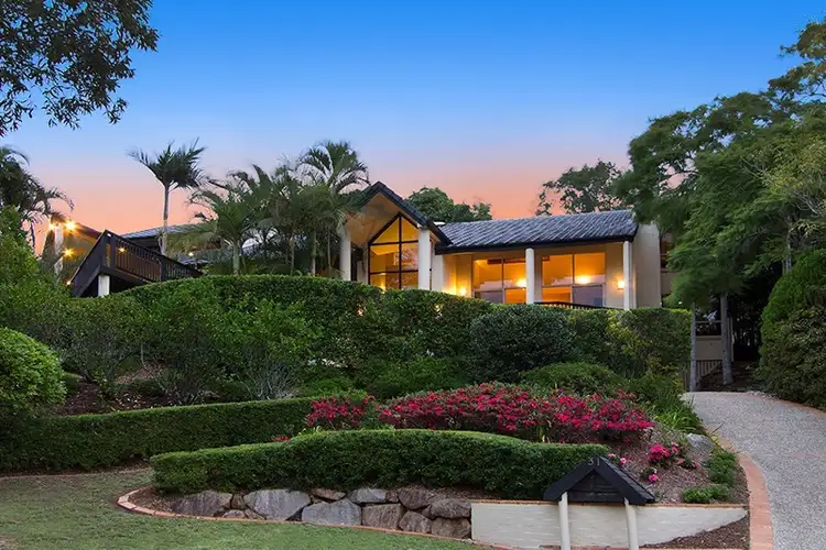 Second view of Homely house listing, 31 Geewan Place, Chapel Hill QLD 4069