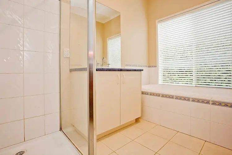 Seventh view of Homely house listing, 3 Primrose Court, Lara VIC 3212