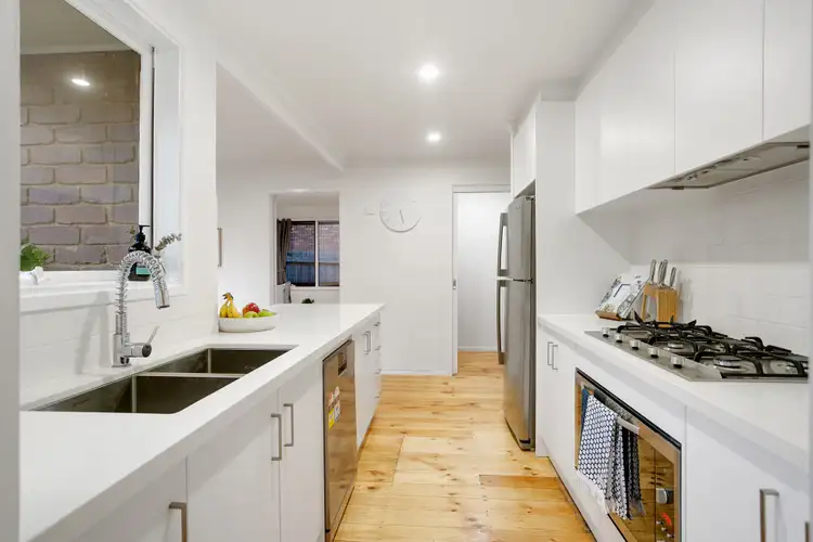 Second view of Homely house listing, 2 Melaleuca Court, Frankston VIC 3199