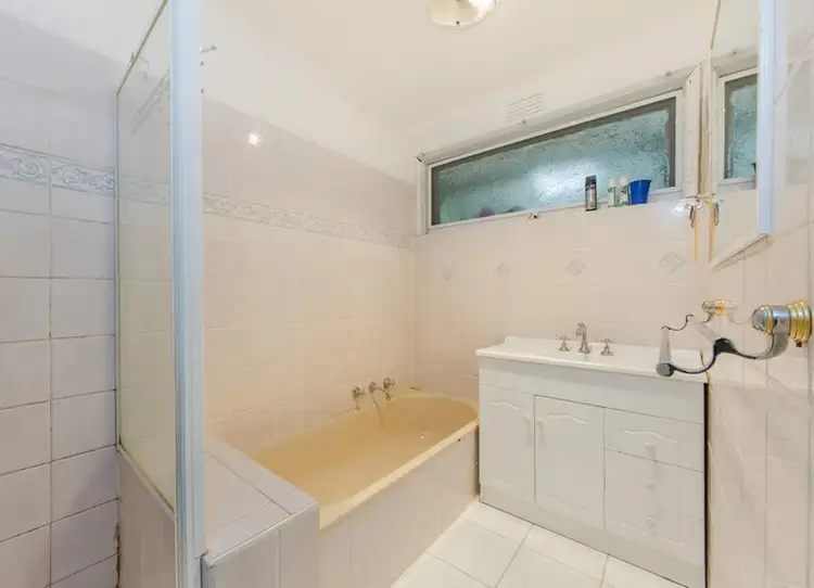 Seventh view of Homely house listing, 2 Cordelia Grove, St Albans VIC 3021