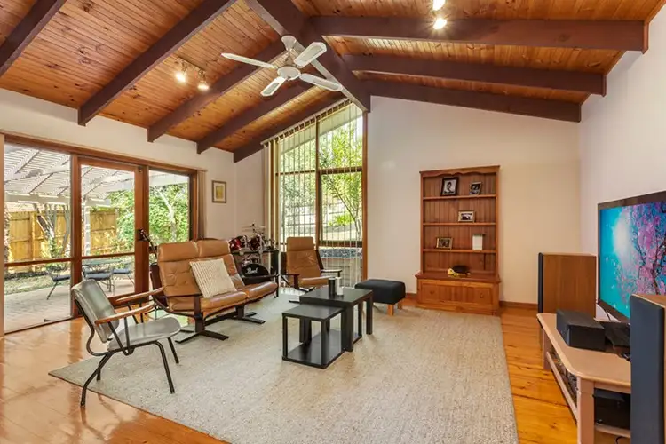 Fifth view of Homely house listing, 2 Maroney Court, Doncaster East VIC 3109
