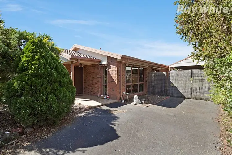 14 Adam Close, Rowville VIC 3178
