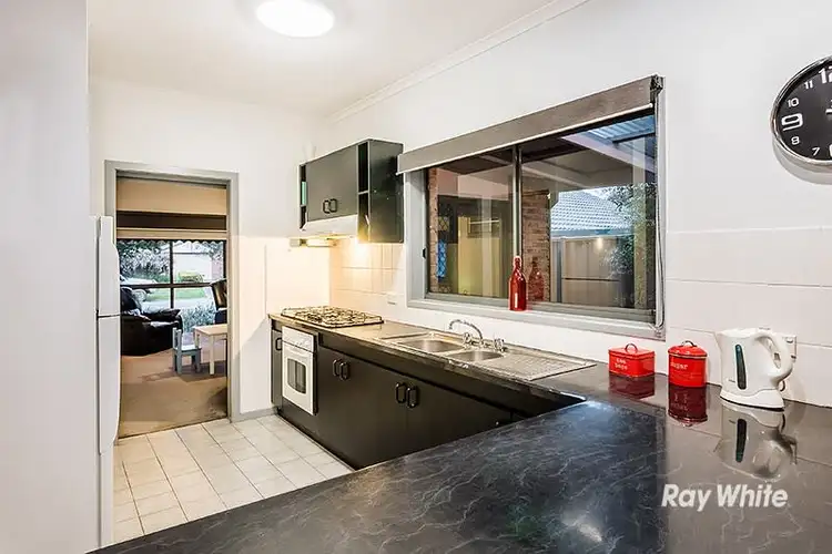Sixth view of Homely house listing, 10 Annand Close, Cranbourne West VIC 3977
