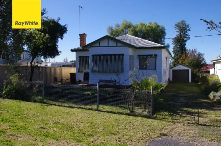 9 Jack Street, Inverell NSW 2360