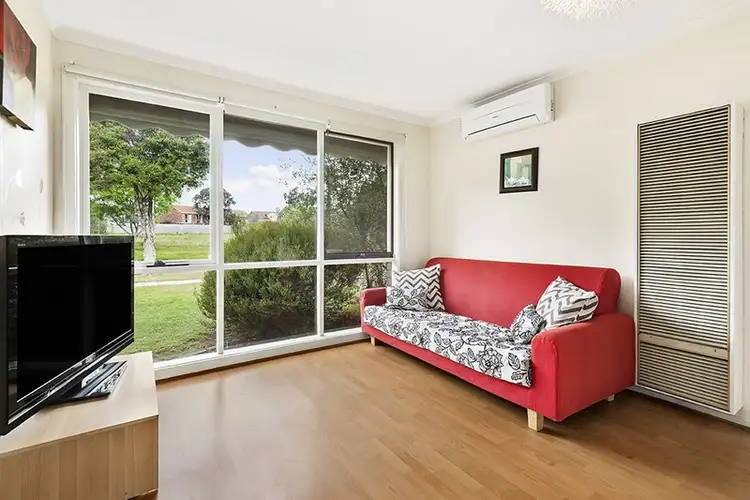 8/7 Carlisle Crescent, Hughesdale VIC 3166