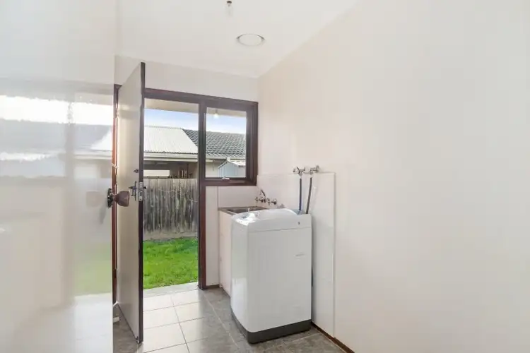 Seventh view of Homely villa listing, 2/46 Beauvorno Avenue, Keysborough VIC 3173