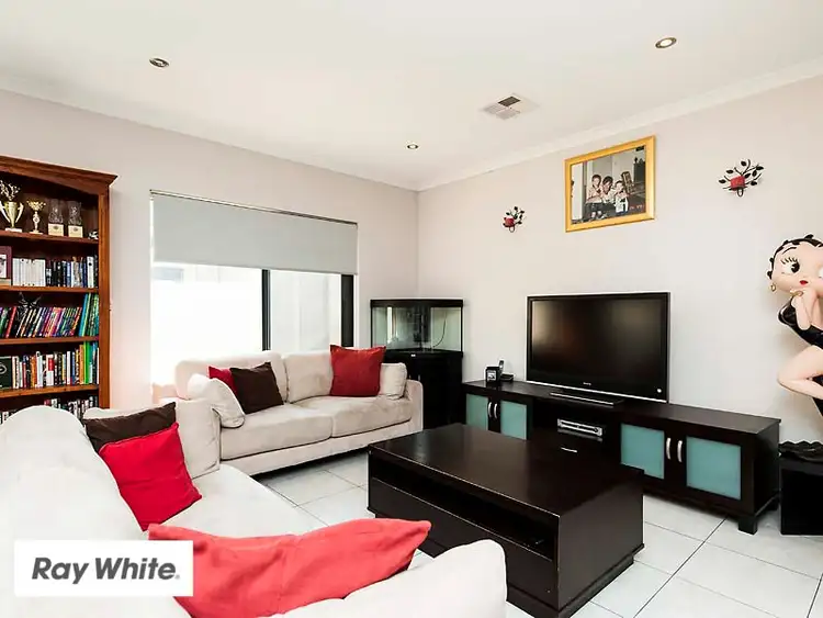 Seventh view of Homely house listing, 22 Firenze Loop, Landsdale WA 6065