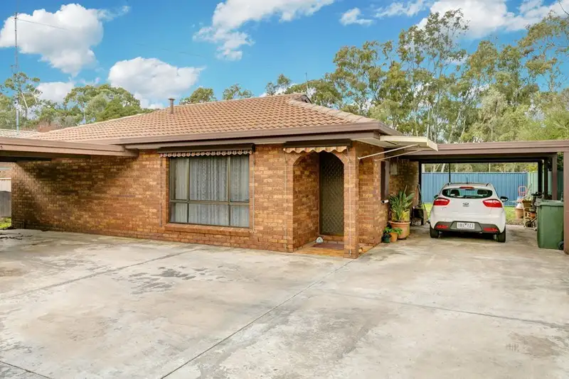 Main view of Homely house listing, 2/13 Beverley Street, Kangaroo Flat VIC 3555