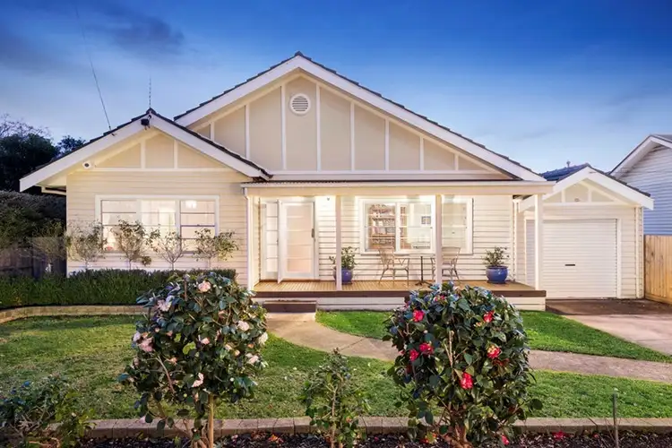 13 Watsonia Street, Oakleigh VIC 3166