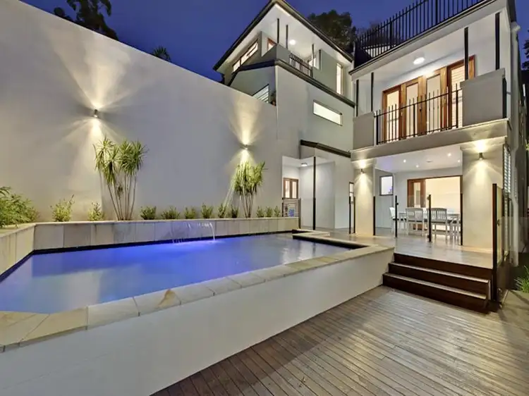 136A Simpsons Road, Bardon QLD 4065