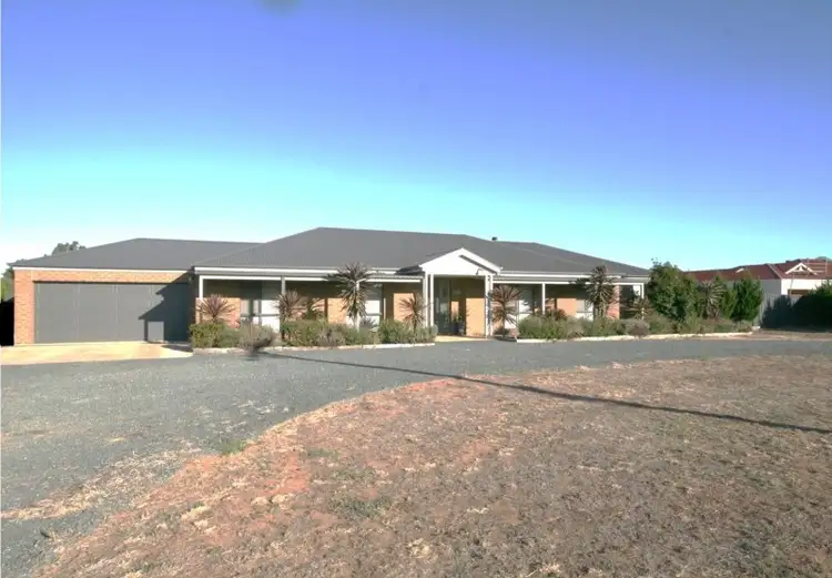 56-58 Jeffrey Street, Elmore VIC 3558
