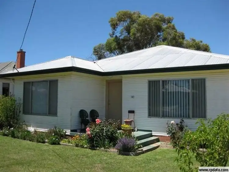 43 Coronation Avenue, Braidwood NSW 2622