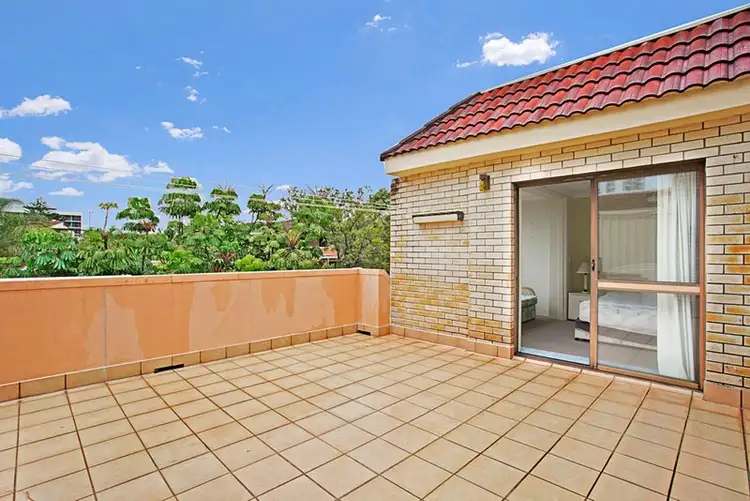 Second view of Homely unit listing, 12 'Summerset' 18 First Avenue, Broadbeach QLD 4218