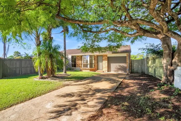 Second view of Homely other listing, (1)and2/2 Warrie Close, Paradise Point QLD 4216