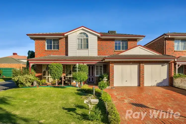 6 Silverwood Way, Glen Waverley VIC 3150