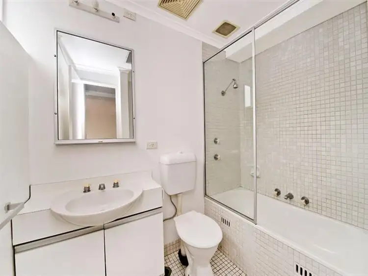Sixth view of Homely studio listing, 22/5 Campbell Parade, Bondi Beach NSW 2026