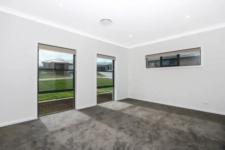 Seventh view of Homely house listing, 23 Redman Circuit, Goulburn NSW 2580