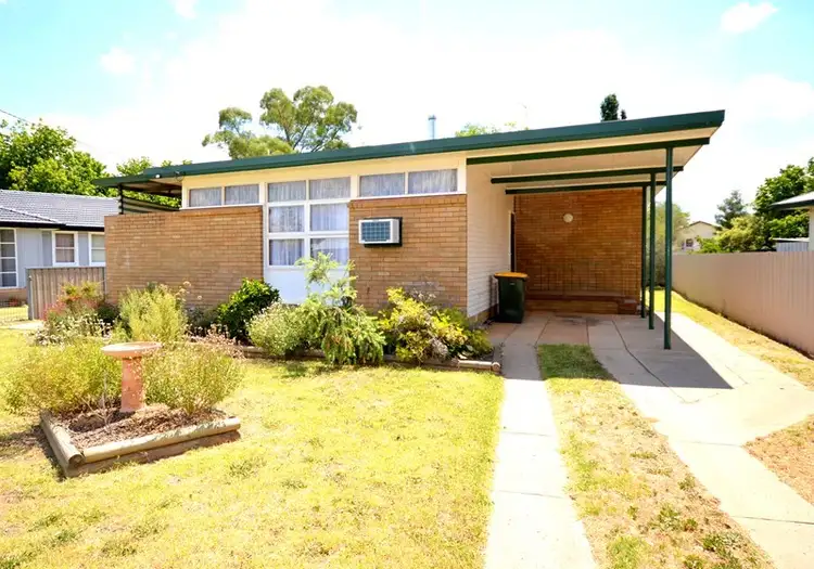 28 Victor Street, Cowra NSW 2794