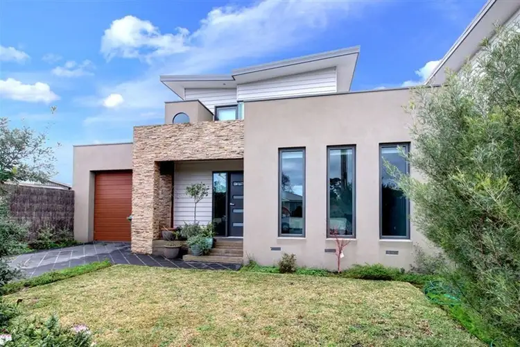 3 Leon Avenue, Rosebud VIC 3939
