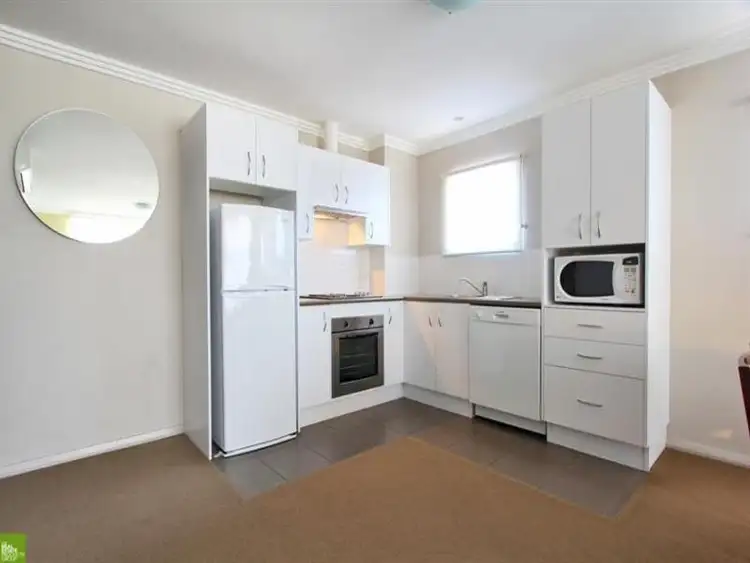 Fifth view of Homely apartment listing, 8/59 Kembla Street, Wollongong NSW 2500