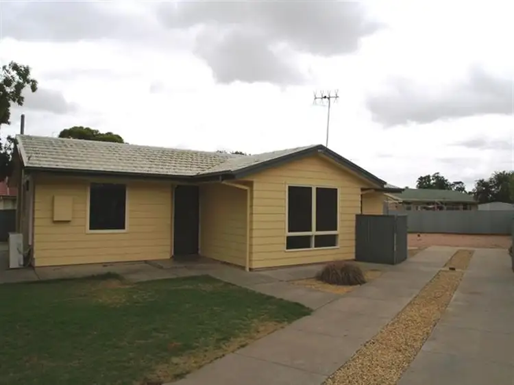 6 Tiller Crescent, Waikerie SA 5330