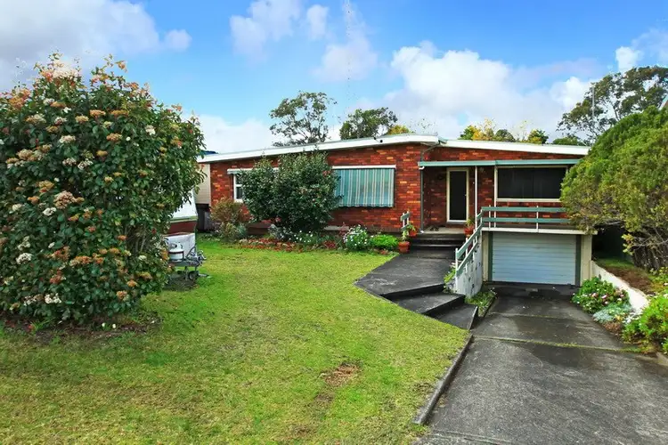 6 Hockey Street, Nowra NSW 2541