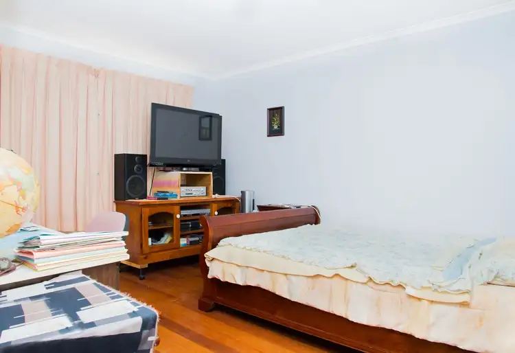 Fourth view of Homely house listing, 2/112 East Esplanade, St Albans VIC 3021