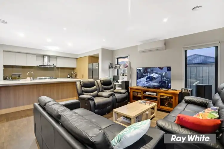 Seventh view of Homely house listing, 31 Glenfern Circuit, Truganina VIC 3029
