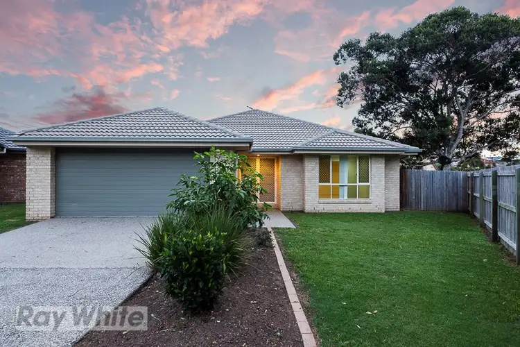 3 Bream Place, Redland Bay QLD 4165