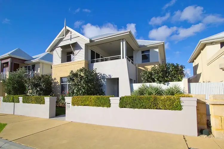 10 Maldives Drive, Hillarys WA 6025