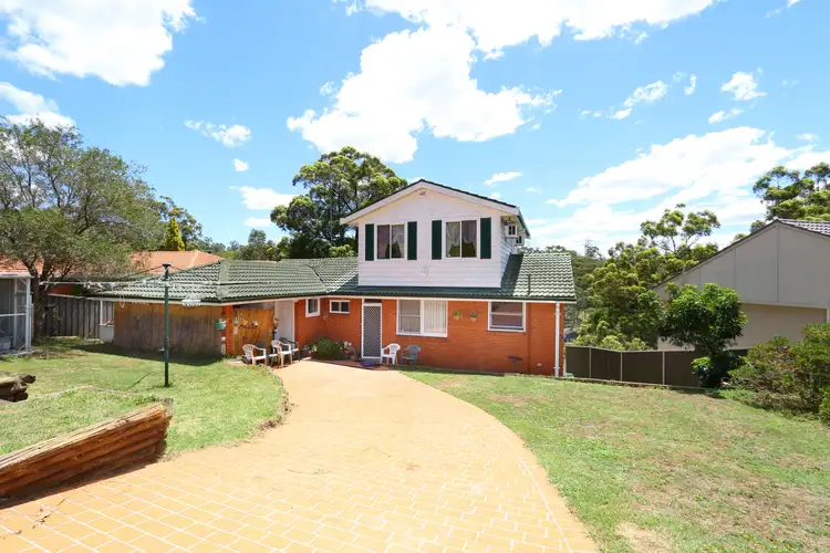 18 Robyn Street (access via Vantage Lane), Peakhurst Heights NSW 2210