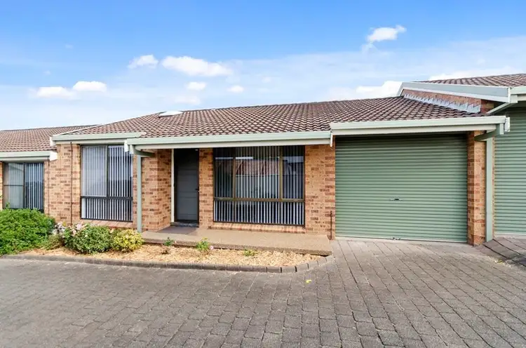 Main view of Homely villa listing, 2/5 Hopetoun Street, Woonona NSW 2517