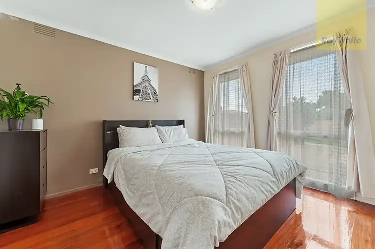 Fifth view of Homely house listing, 14 Bowes Place, Craigieburn VIC 3064