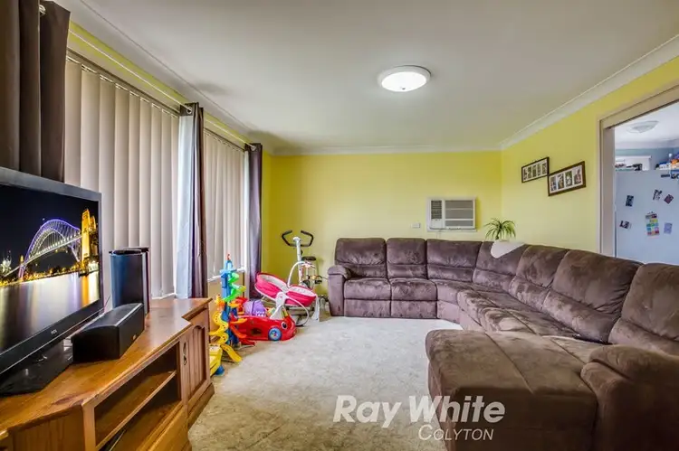 Fifth view of Homely house listing, 1 Sykes Place, Colyton NSW 2760