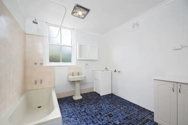 Seventh view of Homely house listing, 13 Victoria Parade, Goulburn NSW 2580