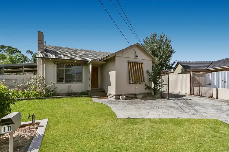 10 Prunus Grove, Doveton VIC 3177