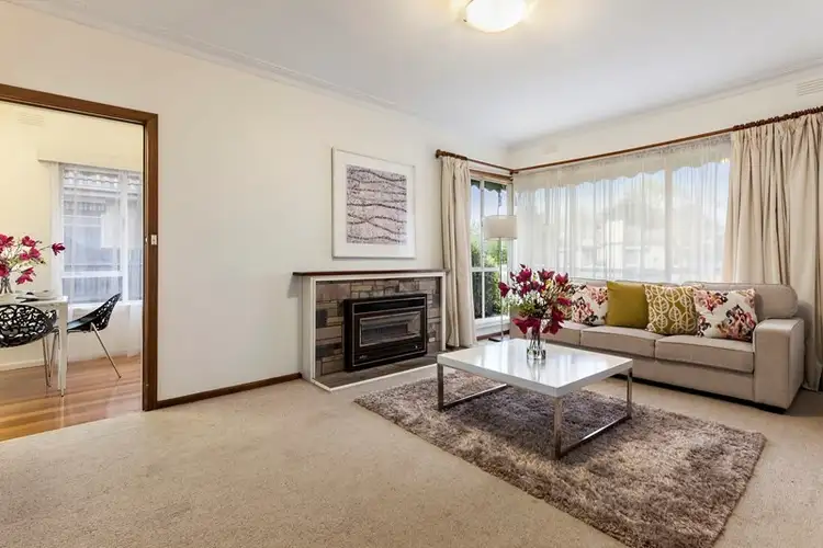 Second view of Homely house listing, 1 Rhonda Court, Moorabbin VIC 3189