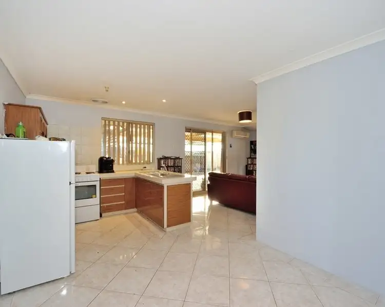 Sixth view of Homely house listing, 21 Grenadier Court, Warnbro WA 6169